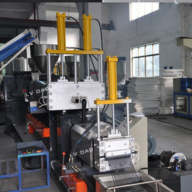 300 - 450kg/H choisissent la tension adaptée aux besoins du client par machine de réutilisation en plastique de la vis pp
